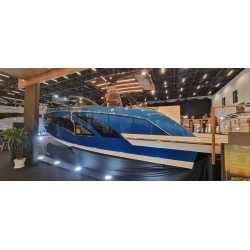 Lancha Triton 32 Flyer