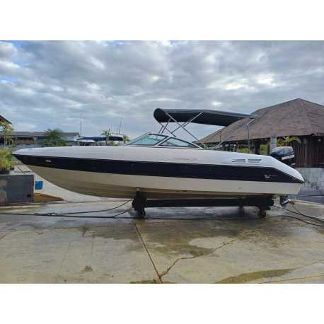 Lancha Phantom 235