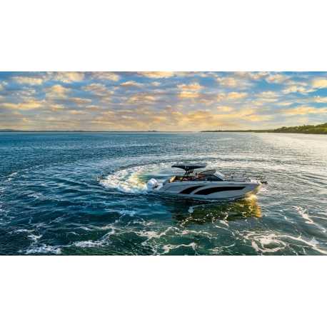 Lancha Triton 32 Flyer