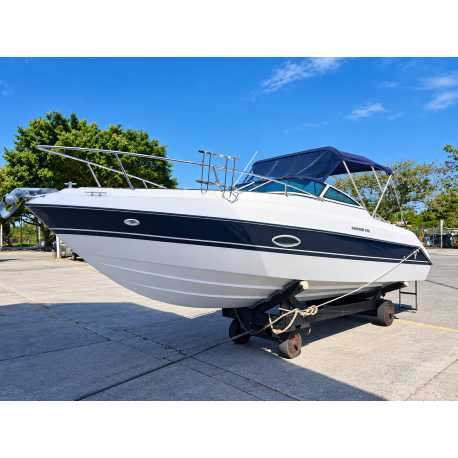 Lancha Phantom 240